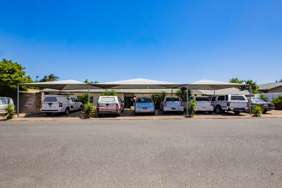 7 Bedroom Property for Sale in Protea Heights Western Cape